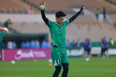 Đội hình U23 Việt Nam gây sốc trước Hàn Quốc: Đình Bắc chính thức, Trung Kiên ngồi ghế dự bị! 1